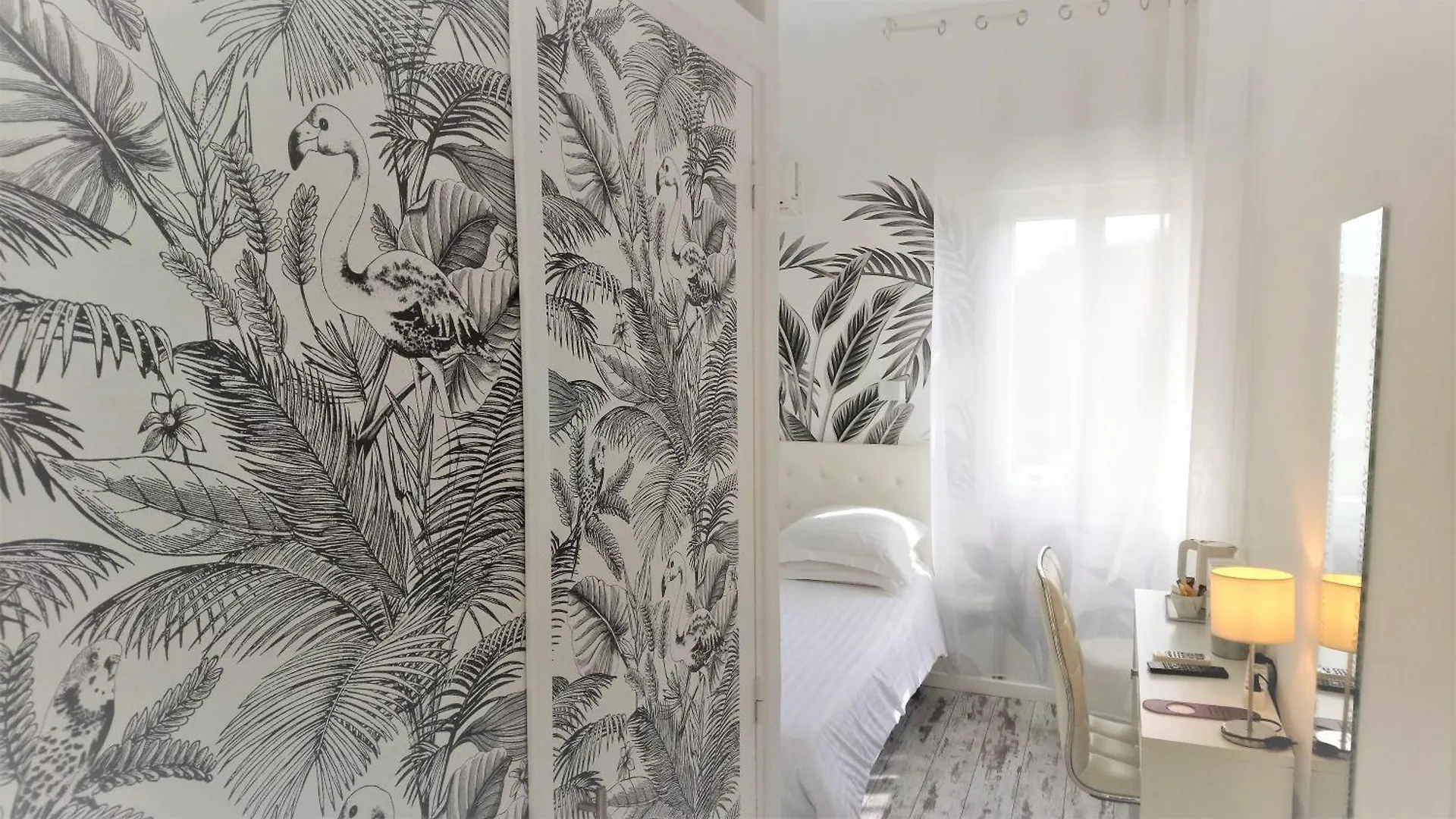 ***  Hotel Les Jardins De Bormes, Sauna & Jacuzzi France
