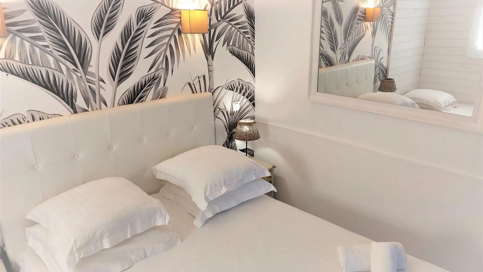 Hotel Les Jardins De Bormes, Sauna & Jacuzzi 3*, Борм-ле-Мимоза